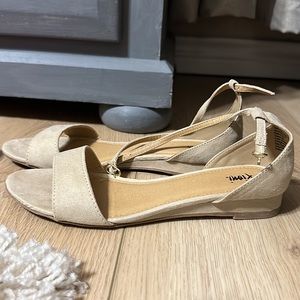 Fiona nude sandals. Worn once as a bridesmaid.